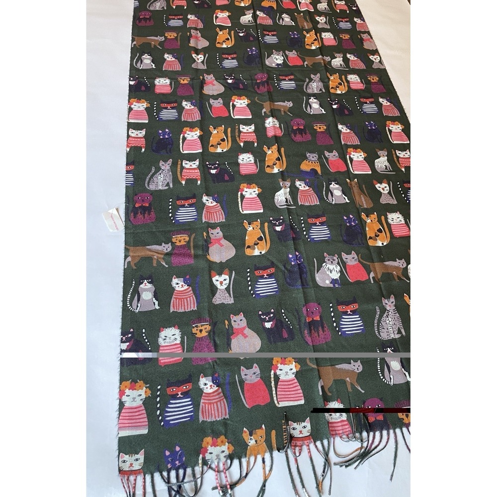 Women's Super Soft Cat Print 100% Viscose Scarf. 72" X 27.5" - Picture 3 of 10